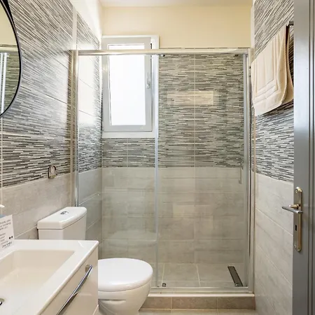 Appartement Danaos Seaside 101 With Pool In Tourist Area *